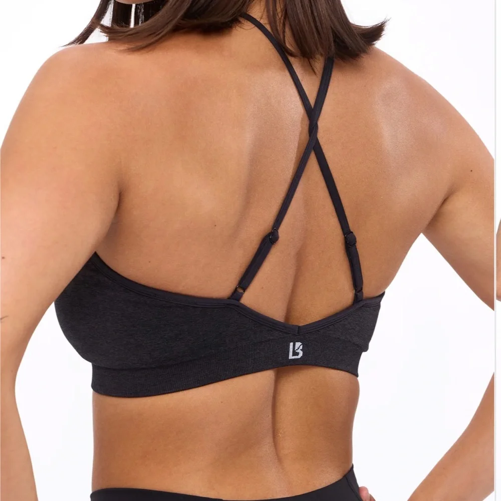 Wonder Seamless Sports Bra - Picture 5 of 6